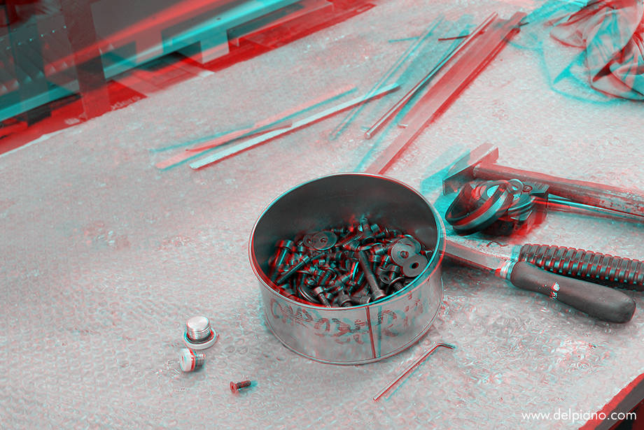 3D stereo Anaglyphs of cars and technical objects