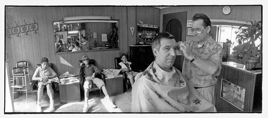 Barber at work - Torino, Italy