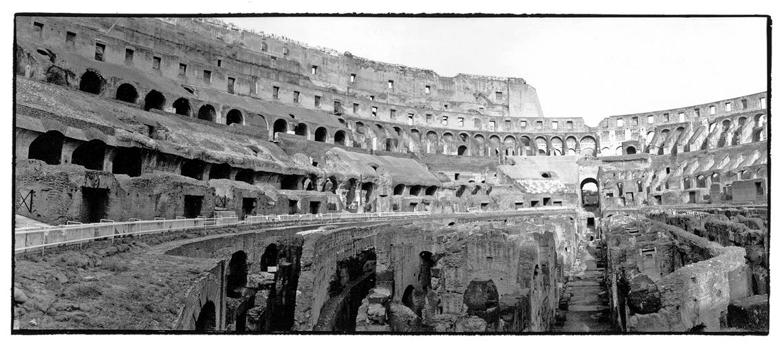 Roma - Inside view of the Coliseum