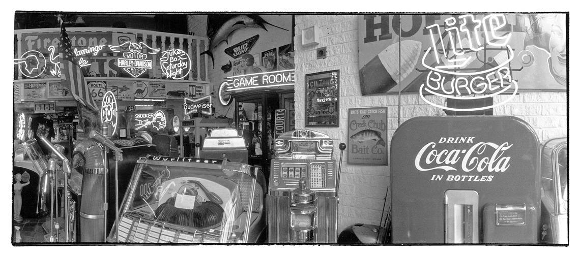 Amsterdam: American styled props in antique shop