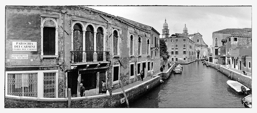 Venetian channel: Parochia dei Carmini